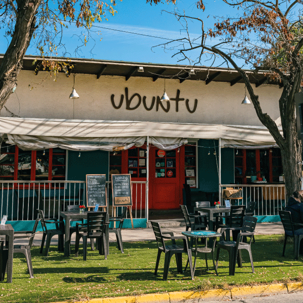 Cafetería Ubuntu por fuera